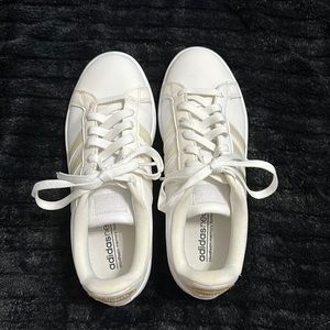 White adidas grand court cloudfoam